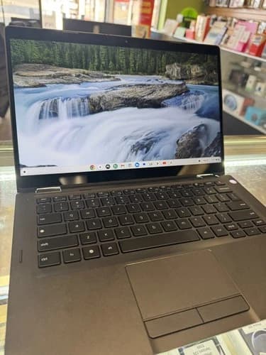 NEW LISTINGDell Latitude 13 5300 13.3" 512GB SSD, Intel Core i7-8665U 32GB Ram chrombook