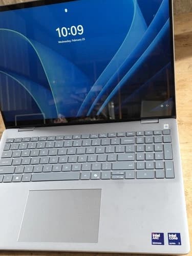 NEW LISTINGDell 16 Plus DB16250 16 Silver FHD 3.3 GHz Ultra 7 258V 32GB 1TB SSD Arc 140v Aa