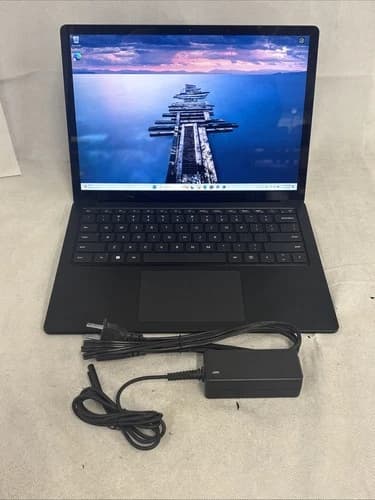 Microsoft Surface Laptop 5 13.5'' (512GB, Intel Core i7-1265U, 16GB RAM) Black