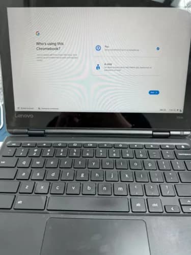 Lenovo 300e Touchscreen Chromebook 11.6" 4GB 32gb SSD *SEE PHOTOS/DESCRIP.*